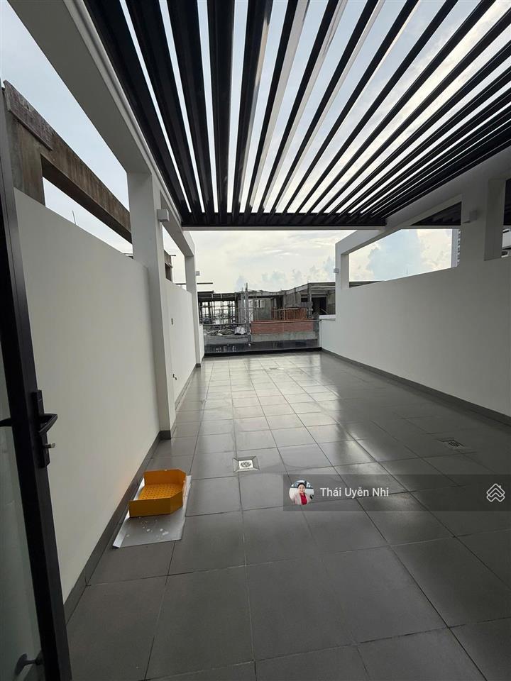 Nhà phố 6 lầu + thang máy, kinh doanh ngay, chỉ với 15% nhận nhà, góp 18 tháng 0 lãi suất cdt
