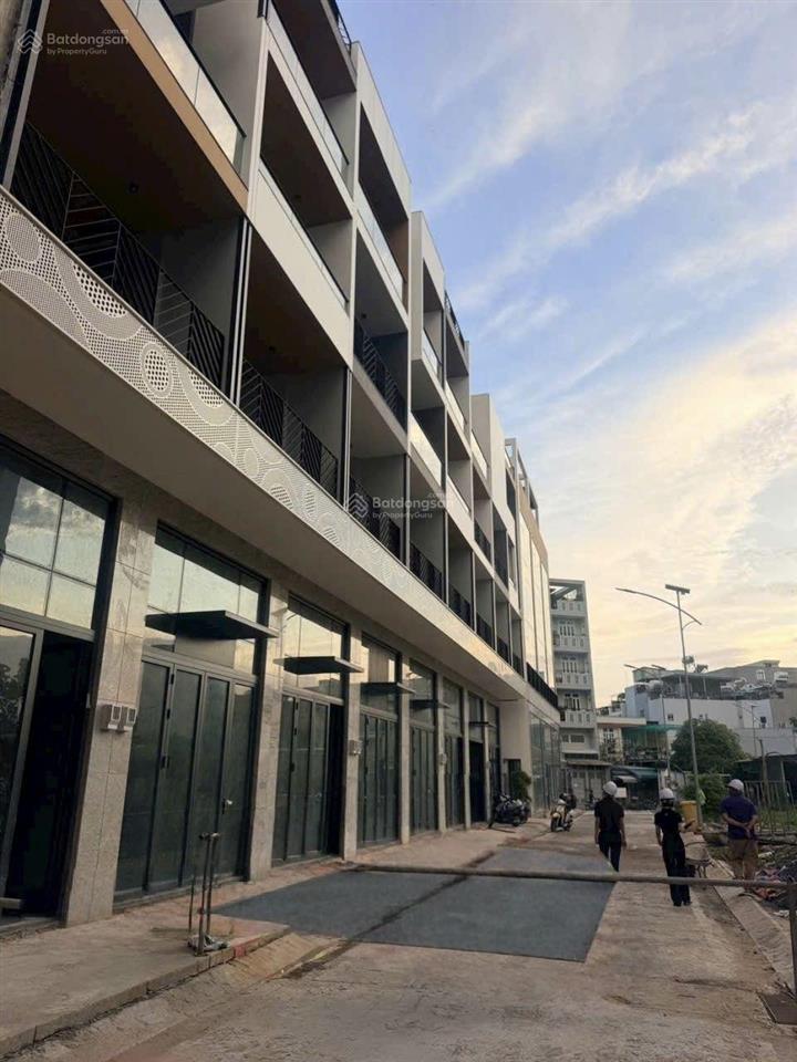 Nhà phố the sholi trung tâm khu tây | 5 lầu + sân thượng | chỉ 29 triệu/ m2 sàn