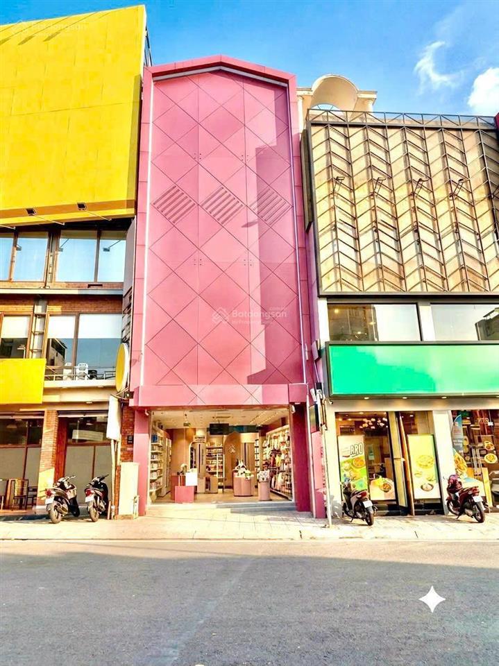 Mặt bằng đẹp ngay nguyễn thị minh khai 6x14m, 4 tầng | từng là con cưng | 130tr/tháng