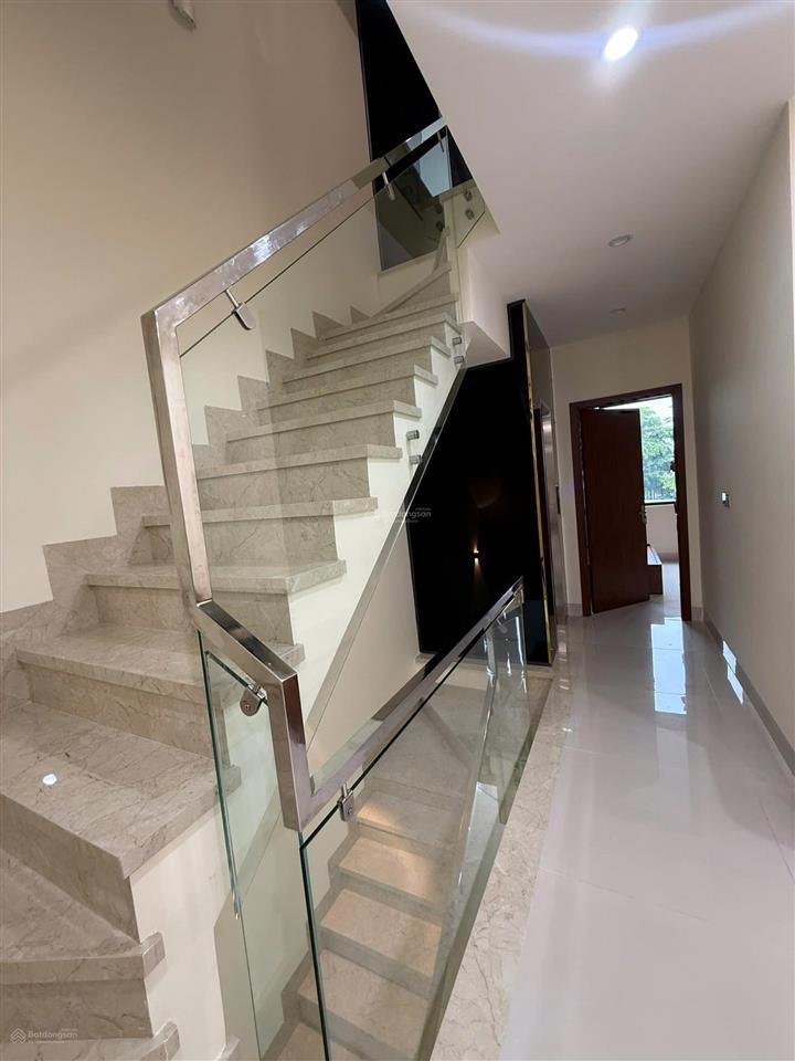 Bán nhà phố mt phan đình thông an dương vương 52,6m2  6 tầng  ngay chợ kiến đức 2, cc khang điền