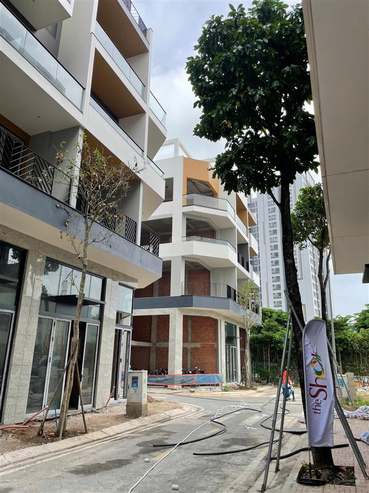 Nhà phố 2 mặt tiền đ. an dương vương, bình tân, 1 trệt 1 lửng 3 lầu, ngân hàng cho vay 80%