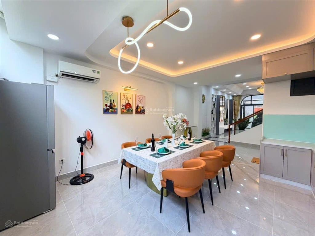 Nhà 3 lầu, 3pn, 4wc, 76m2 bán gấp tại phan huy ích, p 12, q.gò vấp. 10,6 tỷ