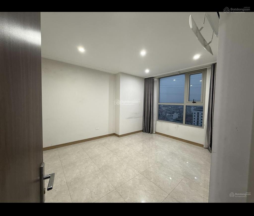 Bán căn góc tầng 25 view sông hồng