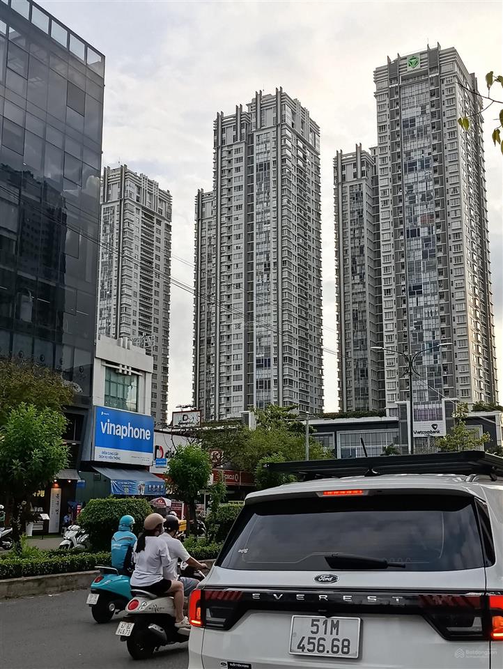 Nhà vị trí đắc địa đường nguyễn thị thập quận 7 đối diện lotte mart, đoạn đẹp nhất chỉ với 28 tỷ