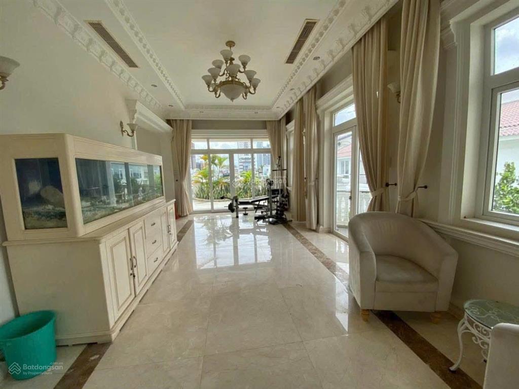Biệt thự phong cách châu âu có hồ bơ hiếm nhất quận 7 liền kề phú mỹ hưng dt 600m2 đất 76 tỷ (tl)