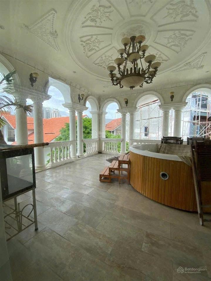 Biệt thự phong cách châu âu có hồ bơ hiếm nhất quận 7 liền kề phú mỹ hưng dt 600m2 đất 76 tỷ (tl)