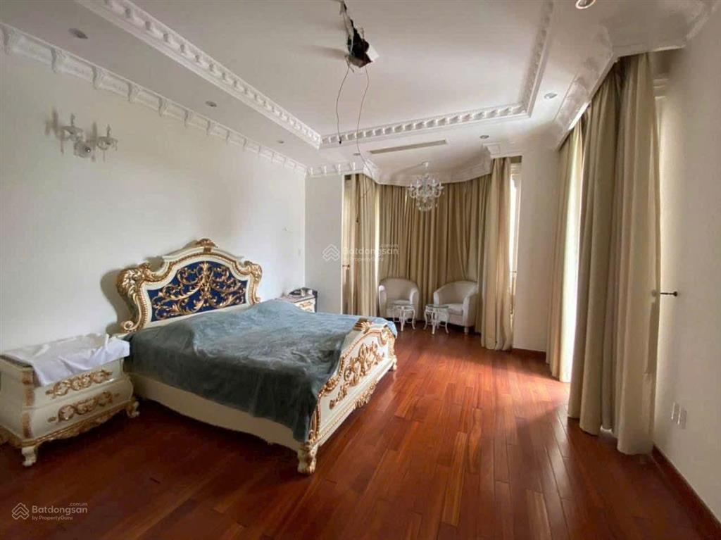 Biệt thự phong cách châu âu có hồ bơ hiếm nhất quận 7 liền kề phú mỹ hưng dt 600m2 đất 76 tỷ (tl)