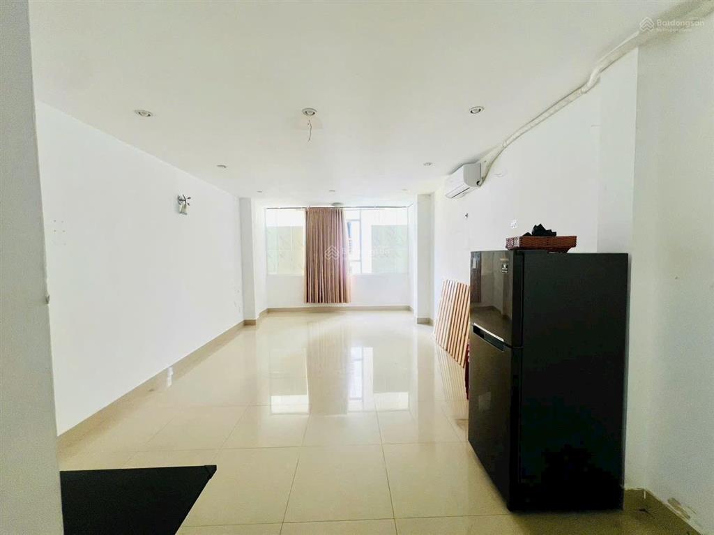 Cần bán gấp nhà mặt tiền đường số 4 chợ tân mỹ, liền kề phú mỹ hưngkinh doanh mua bán tốt11,9 tỷ