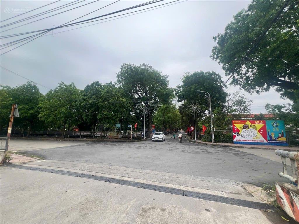 Chỉ hơn 80tr/m2 cho căn nhà mái thái 152m  ngõ ô tô con  30m ra trục chính 3 ô tô tránh nhau