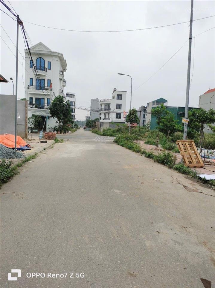58m dịch vụ song phương, đường 2 ô tô tránh, cạnh kđt splendora và đường lk8  quá rẻ, chỉ tầm 6tỷ