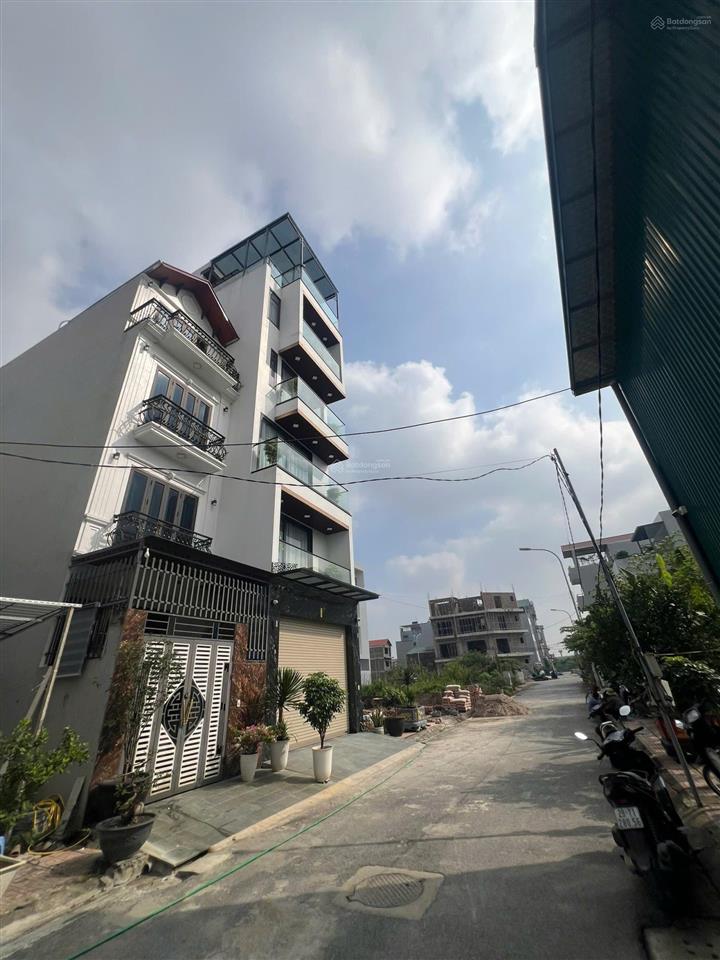 Giá hời lúc này  58m dịch vụ song phương, chỉ hơn 5 tỷ. hướng đông nam mát mẻ, 2 ô tô tránh nhau