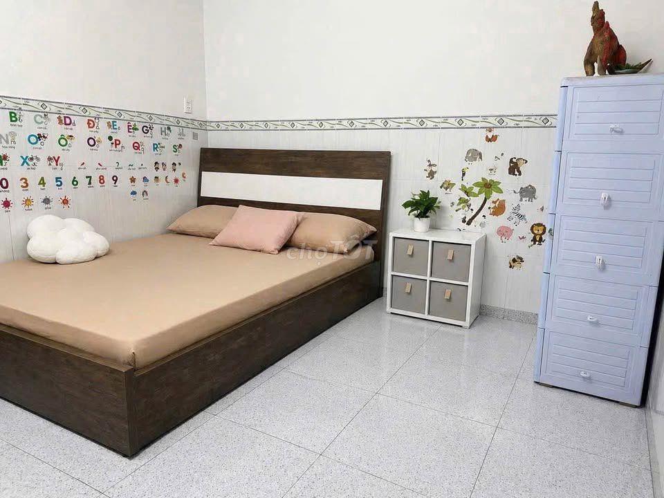 SHR Đường Tân Xuân 3, gần Tô Ký, 4x14m, 3 phòng ngủ