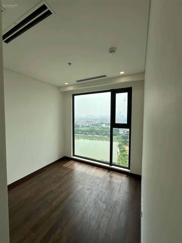 Masteri view hồ 2n 4,5 tỷ tầng trung sẵn sổ  giá đẹp phân khu cao cấp