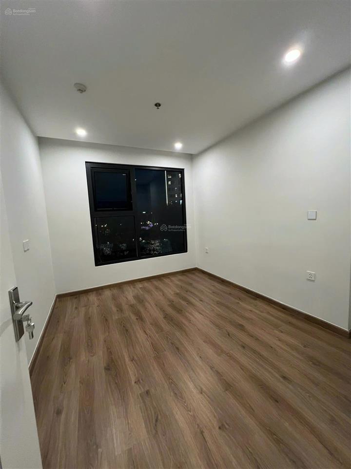 Rẻ đẹp 2.9 tỷ 1n+ 48m2 i1, tòa mặt hồ, sẵn sổ