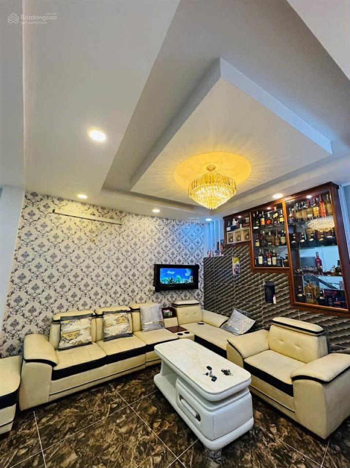 Tân bình nhà đẹp khách sạn 5 sao dt 46m2 ngang 4m giá 5,6tỷ
