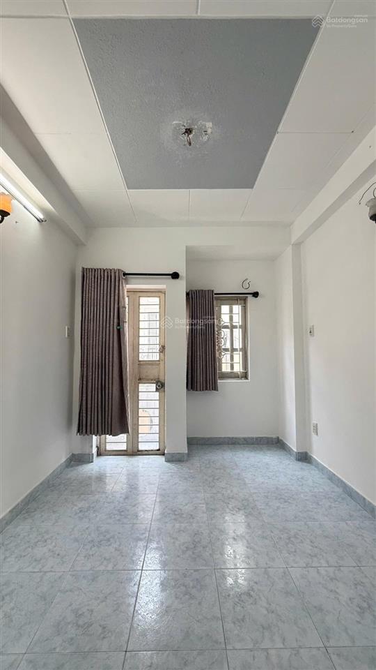 Tân bình sát bên q10 ngay khu hot p6 hẻm ô tô 3 tầng btct hoàn công đủ giá 5,15 tỷ