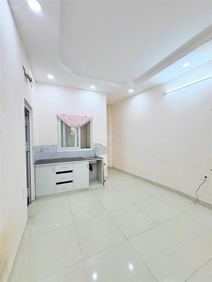 Tân bình gấp bán trong tháng 04 khu bàu cát nhà 4 tầng btct 5pn hẻm ô tô thông giá 5,1tỷ