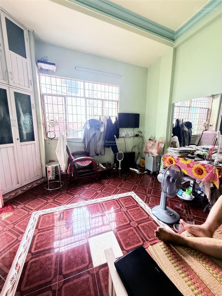 Tân bình hẻm 1 sẹc 4m thông nhà 3 tầng ngang đẹp 4m giá 3,9tỷ