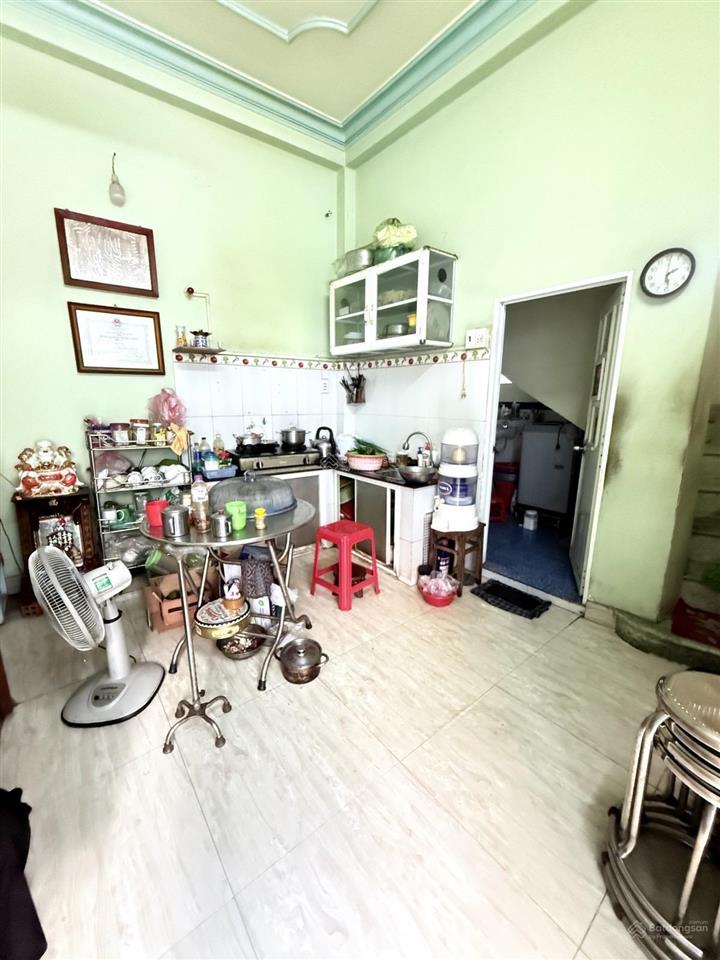 Tân bình hẻm 1 sẹc 4m thông nhà 3 tầng ngang đẹp 4m giá 3,9tỷ
