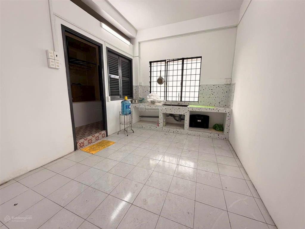 Quận 6 cc 78 tân hòa đông tầng 3, 63m2, shr 2pn hỗ trợ vay bank giá 2,1tỷ