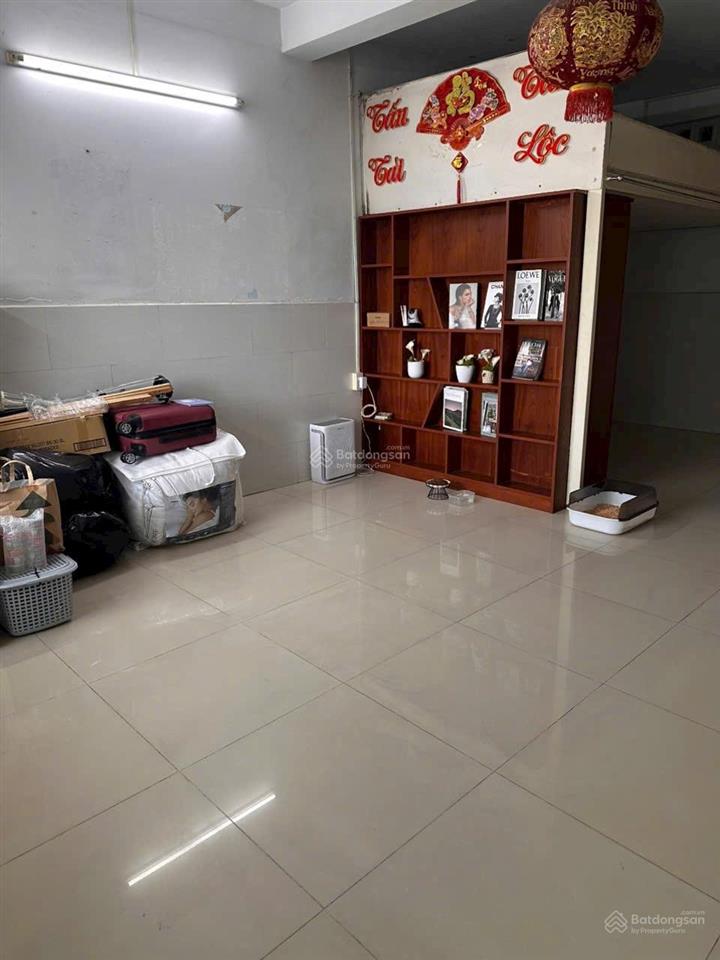 Tân phú cc huỳnh văn chính tầng 2 shr 44m bao ra sổ giá 2,15 tỷ