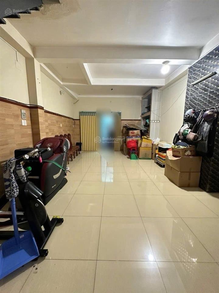 Tân bình ngay trung tâm bàu cát ngang 4m nhà 4 tầng hoàn công đủ giá 4,4 tỷ