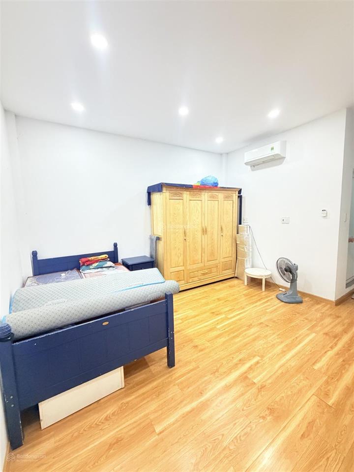 Nhà mới đẹp ở ngay  ni sư huỳnh liên tân bình  ngang khủng 4.4m  sổ vuông đẹp a4  chỉ 4,599 tỷ