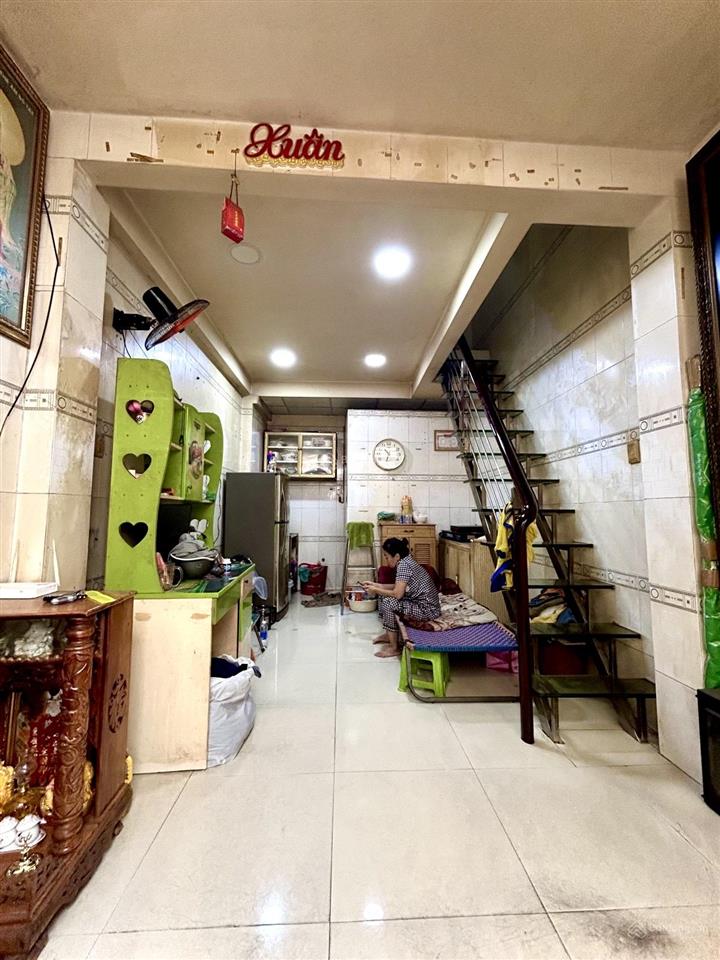 Hàng hiếm tân bình chỉ 2,8 tỷ có ngay nhà 3 tầng, 3pn giáp sát quận 10