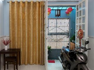 Nhà đẹp âu cơ tân bình  nở hậu tài lộc 6.1m  có sân thượng  chỉ 4.85 tỷ