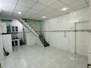 Bán nhà 2 tầng lạc long quân p10 tân bình 26m2 2pn 2wc giá 2,8 tỷ
