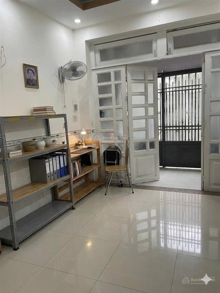 Tân bình ngay phường 7 nhà 3 tầng hoàn công đủ vào ở ngay giá chỉ 4,5 tỷ