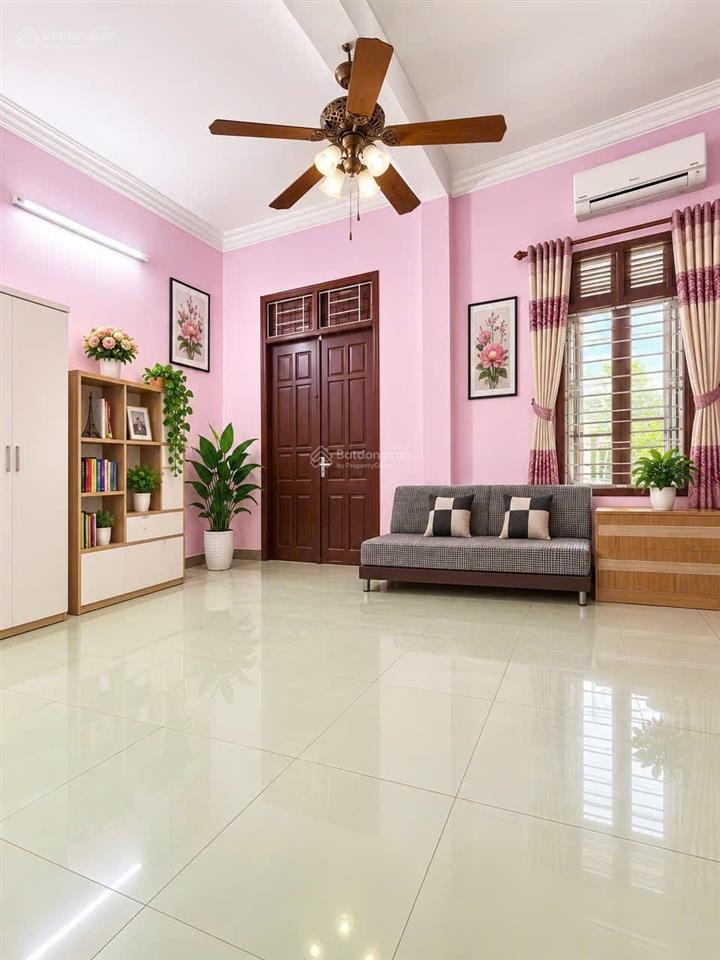 Cần tiền bán gấp từ 14 tỷ còn hơn 10 tỷ nhà mặt phố tây đam cạnh đh công nghiệp 2, tây thăng long