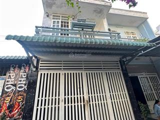 Hơn 4 tỷ  bán nhà 2 tầng hẻm oto ngay trung tâm quận 9  gần lê văn việt  dương đình hội .