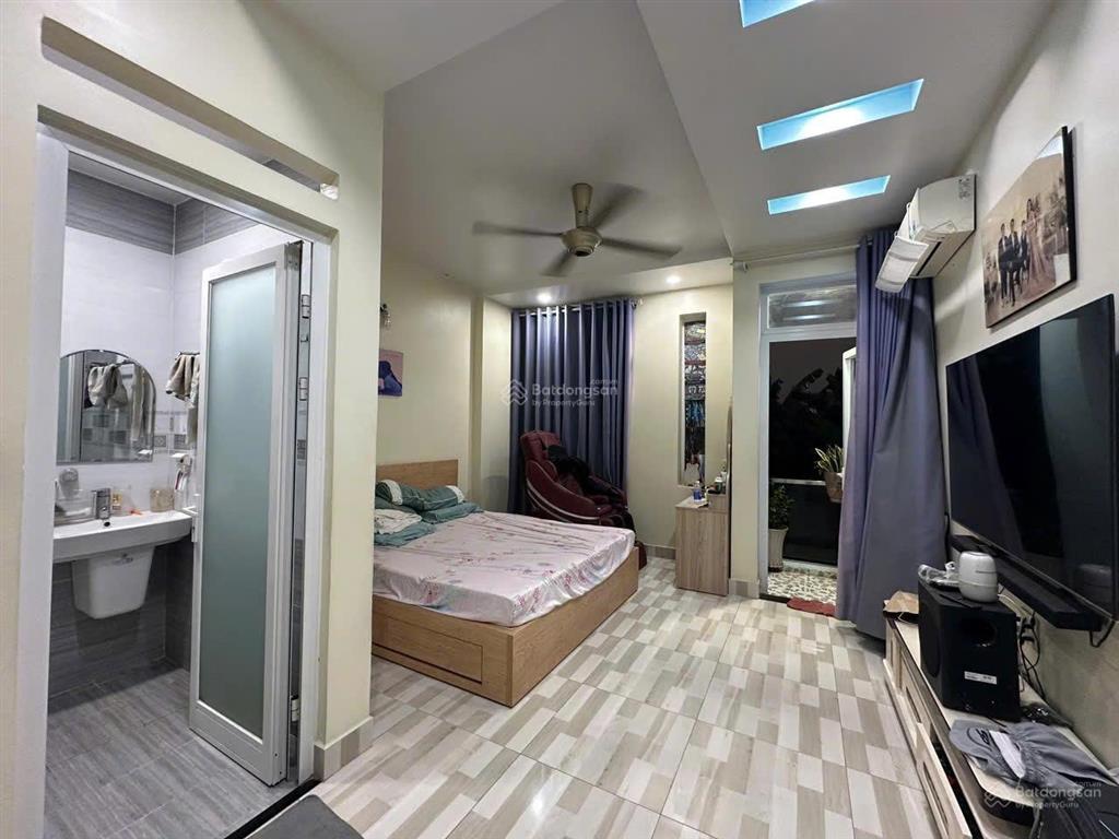 Chính chủ bán nhà 4 tầng hẻm oto nhà mới ở ngay khu dân cư an ninh  trí thức cao