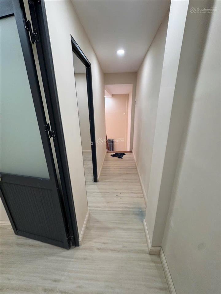 Nhà mới ở ngay 60m2 2 tầng  hẻm oto sát phạm văn đồng chỉ 5.3t