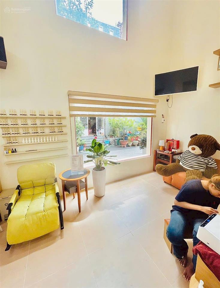 Chủ nhà nhiệt bán  vừa ở vừa kinh doanh sát khu 301 chợ thủ đức  nhà bàn giao ngay