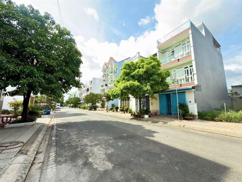 Bán gấp lô đất khu tđc êm đềm linh xuân giá rẻ hơn thị trường 500tr pháp lý chuẩn công chứng ngay