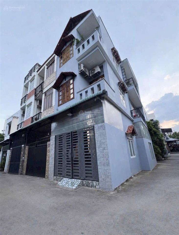 Hiếm có khó tìm  nhà 3 tầng hẻm ô tô ngay trung tâm trường thọ sát bên vành đai 2 ga metro.