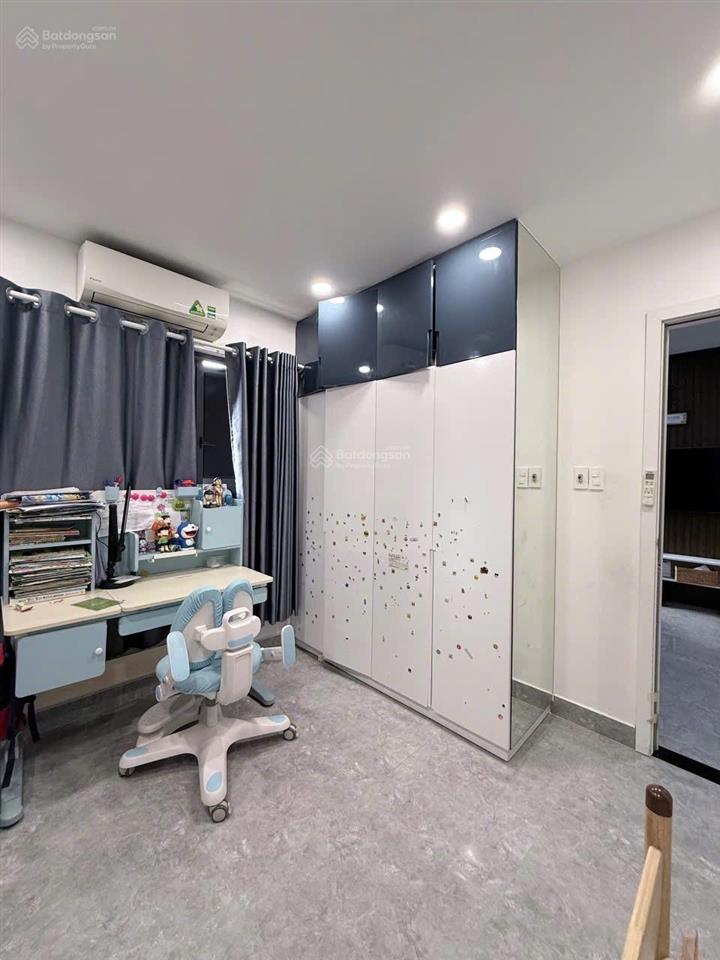 Bán chung cư tây thạnh , p. tây thạnh, q. tân phú
 lầu 2 căn góc
 sổ lâu dài
 dt 66m có 2pn 1wc