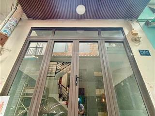 Nhà hẻm 79/25/16 bờ bao tân thắng sát aeon 300m giá 4tỷ250 dt 4m1x7,5m, 1 trệt và 2 lầu, 4pn 3wc