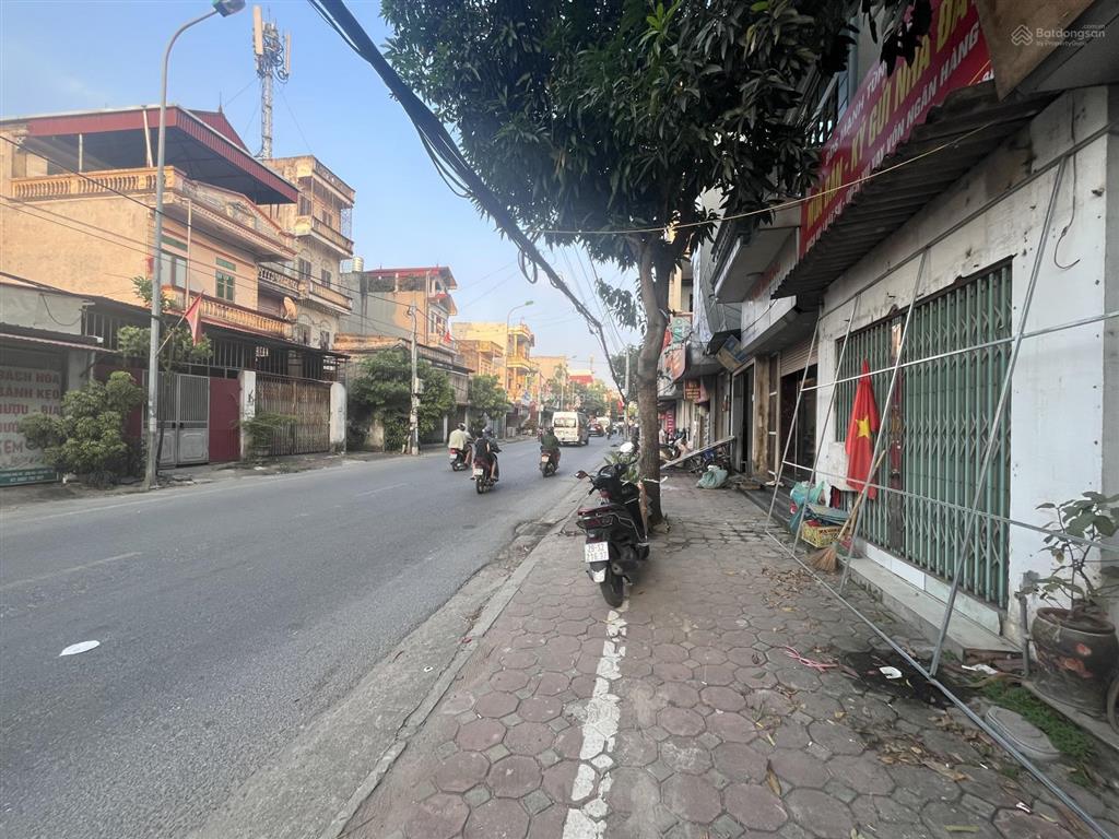 Chính chủ bán đất mặt đường 23b phố vân trì, vân nội kinh doanh buôn bán sầm uất sẵn nhà ở