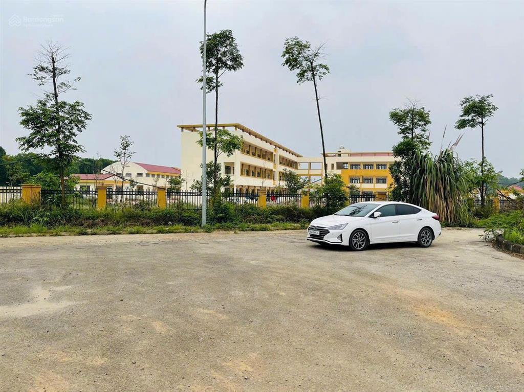 Đẹp rẻ nhất khu chủ cần bán 100m mặt đường đôi rộng tái định cư đại học quốc gia hoà lạc 0985 508 ***