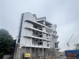Cho thuê nhà tòa nhà lô góc, vị trí gần aeon, phù hợp trụ sở cty, không gian thoáng chuyên nghiệp