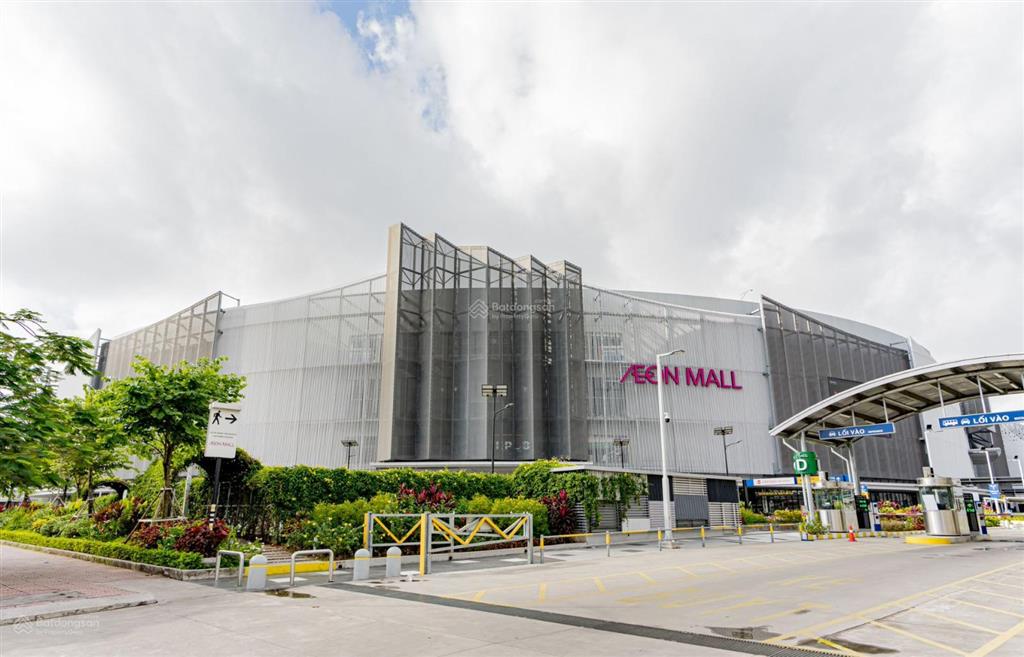 Cho thuê nhà tòa nhà lô góc, vị trí gần aeon, phù hợp trụ sở cty, không gian thoáng chuyên nghiệp