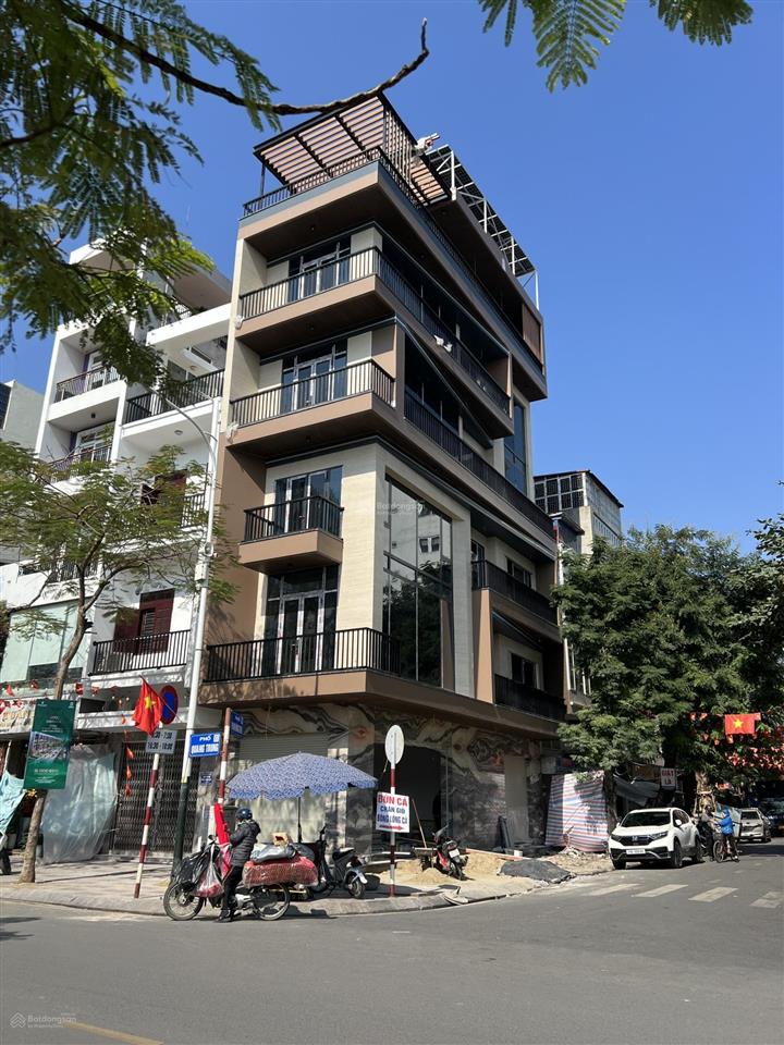 Siêu phẩm mặt phố nguyễn đức cảnh, tuyến phố thời trang, các thương hiệu