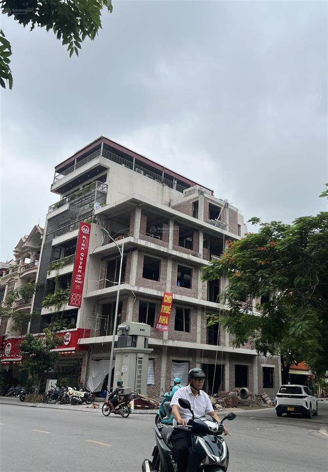 Lô góc 2 mặt tiền phố văn cao cho thuê, đoạn kinh doanh đẹp phía 193