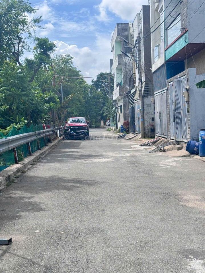 Cần bán lô đất vị trí siêu đẹp