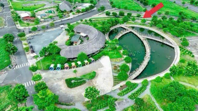Bán nền biệt thự  gần sông + gần khu bbq, cafe mộc. giá cực tốt, cạnh vin cần giuộc