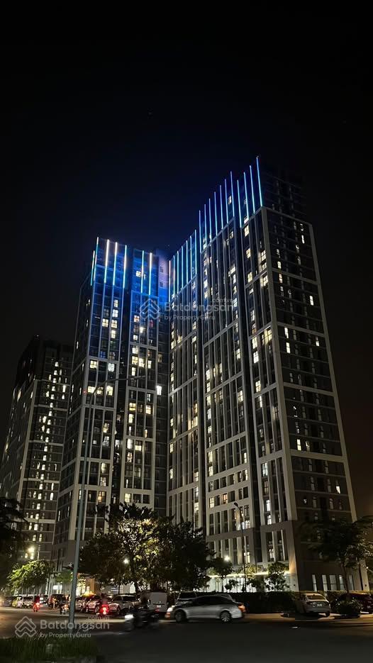 Bán gấp duplex citi grand tầng cao  bằng giá hợp đồng  view q. 1 landmark 81.  0837 741 ***