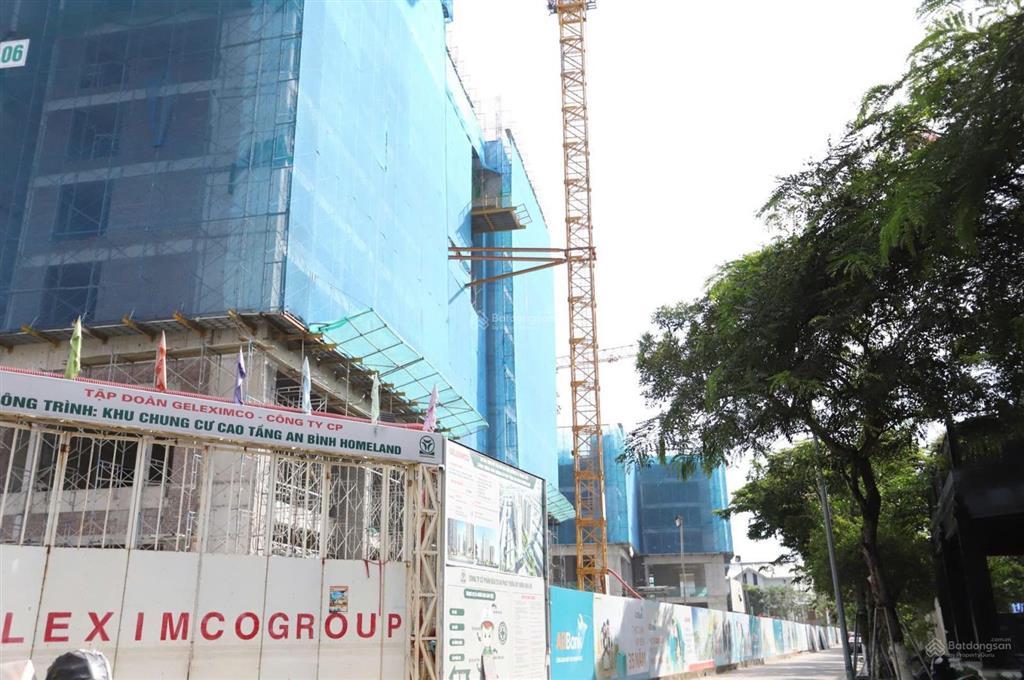 Bán căn 2pn 2wc 67m2 giá 5,3 tỷ tầng trung view nội khu cực đẹp. full nội thất liền tường cao cấp.